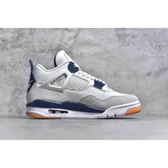 Nike SB x Air Jordan 4 Retro "Navy" — White / Navy / Red