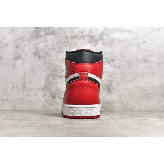 Air Jordan 1 Retro High OG "Chicago Lost and Found"