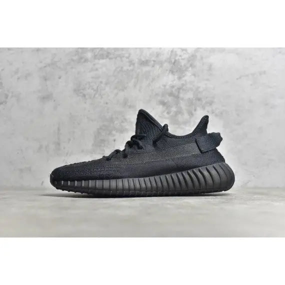 Adidas Yeezy Boost 350 V2 "Onyx" — Triple Black