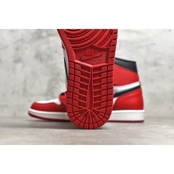 Air Jordan 1 Retro High OG "Chicago Lost and Found"