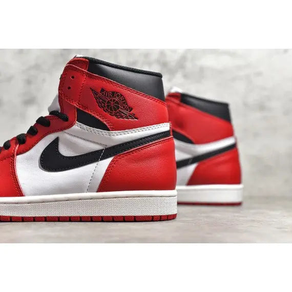 Air Jordan 1 Retro High OG "Chicago Lost and Found"