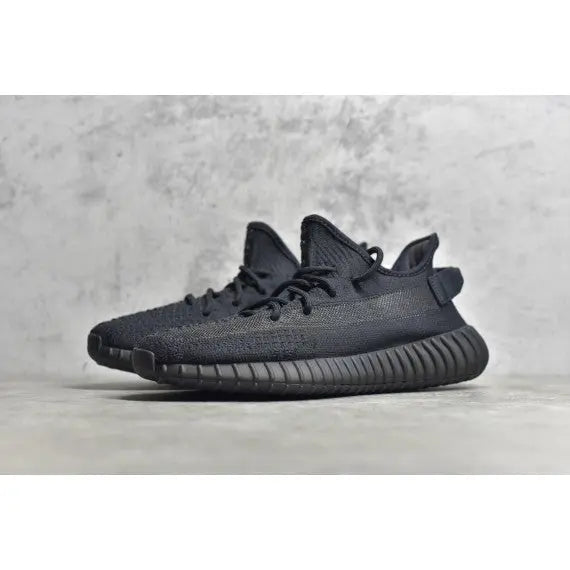 Adidas Yeezy Boost 350 V2 "Onyx" — Triple Black